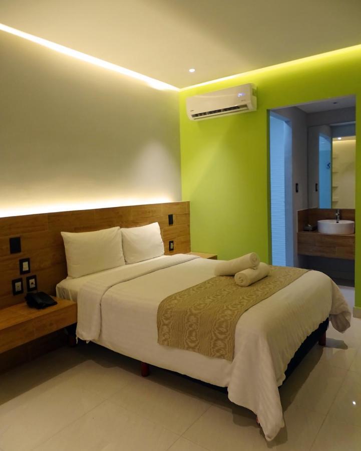 Hotel Kavia Plus Cancún Exteriör bild