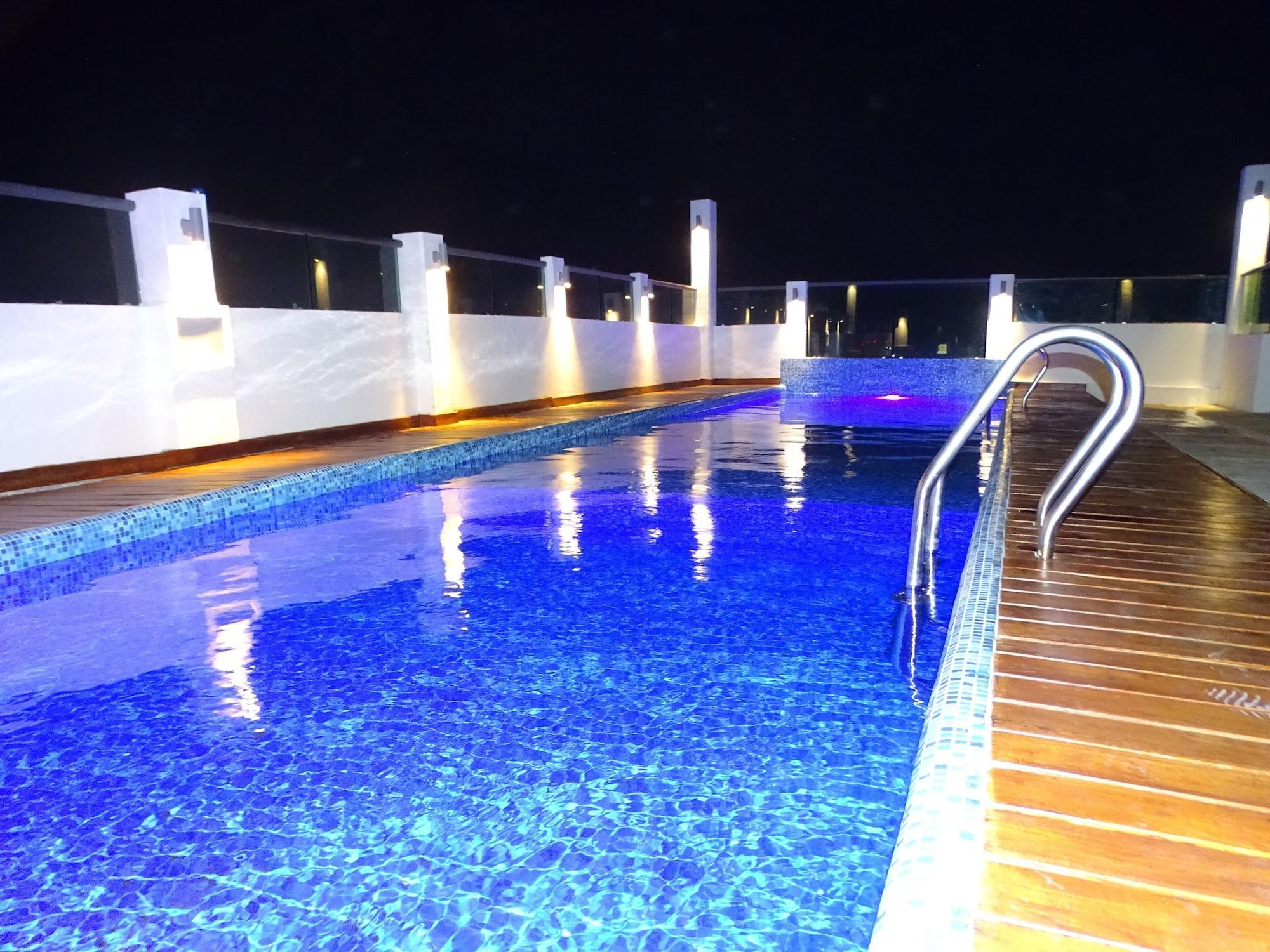 Hotel Kavia Plus Cancún Exteriör bild